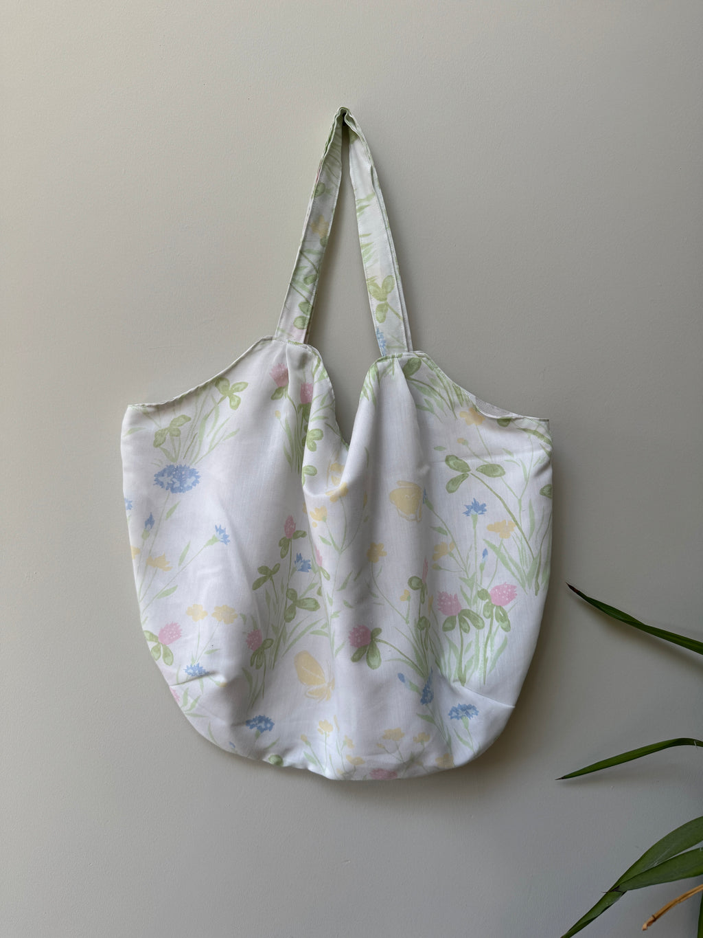 Market Tote - Vintage Flowers