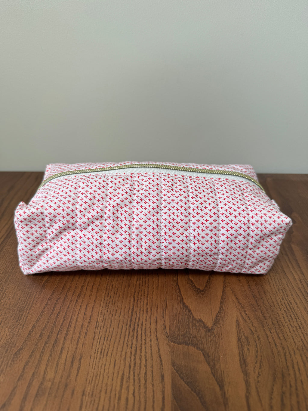 Boxy Zipper Pouch - Red Trefoil