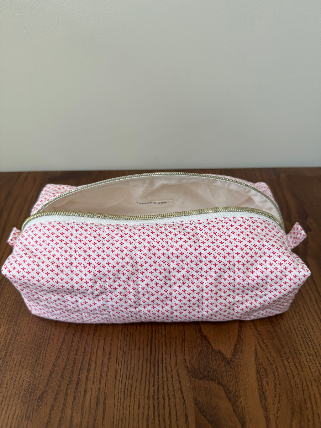 Boxy Zipper Pouch - Red Trefoil