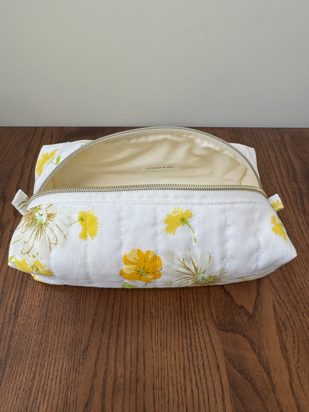Boxy Zipper Pouch - Vintage Yellow Floral