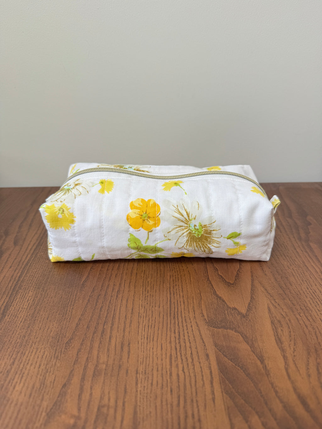 Boxy Zipper Pouch - Vintage Yellow Floral