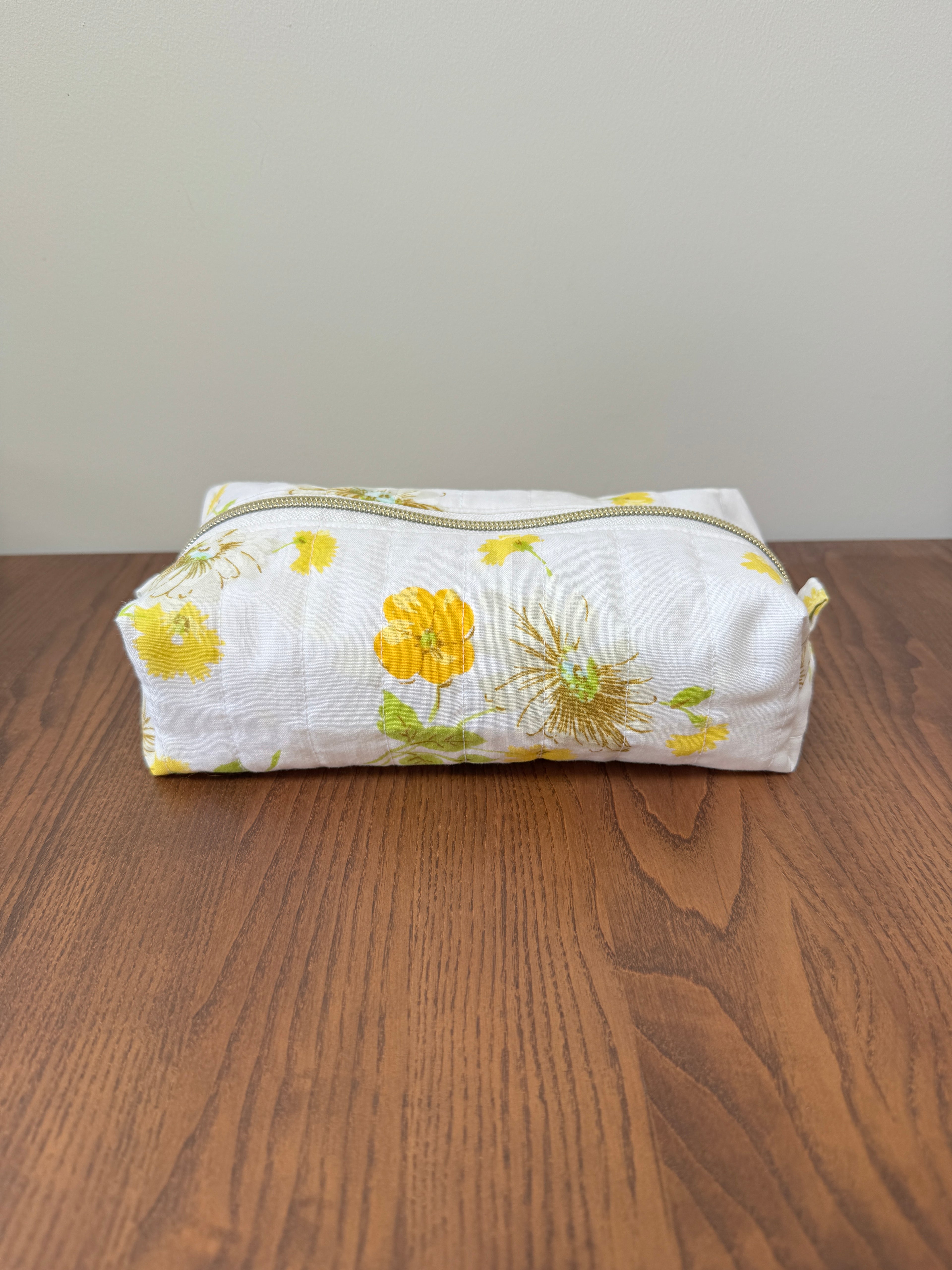 Boxy Zipper Pouch - Vintage Yellow Floral