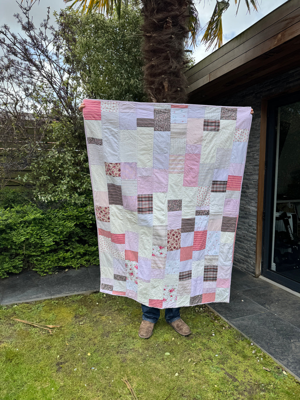 100% Cotton Lap Quilt - Pinks