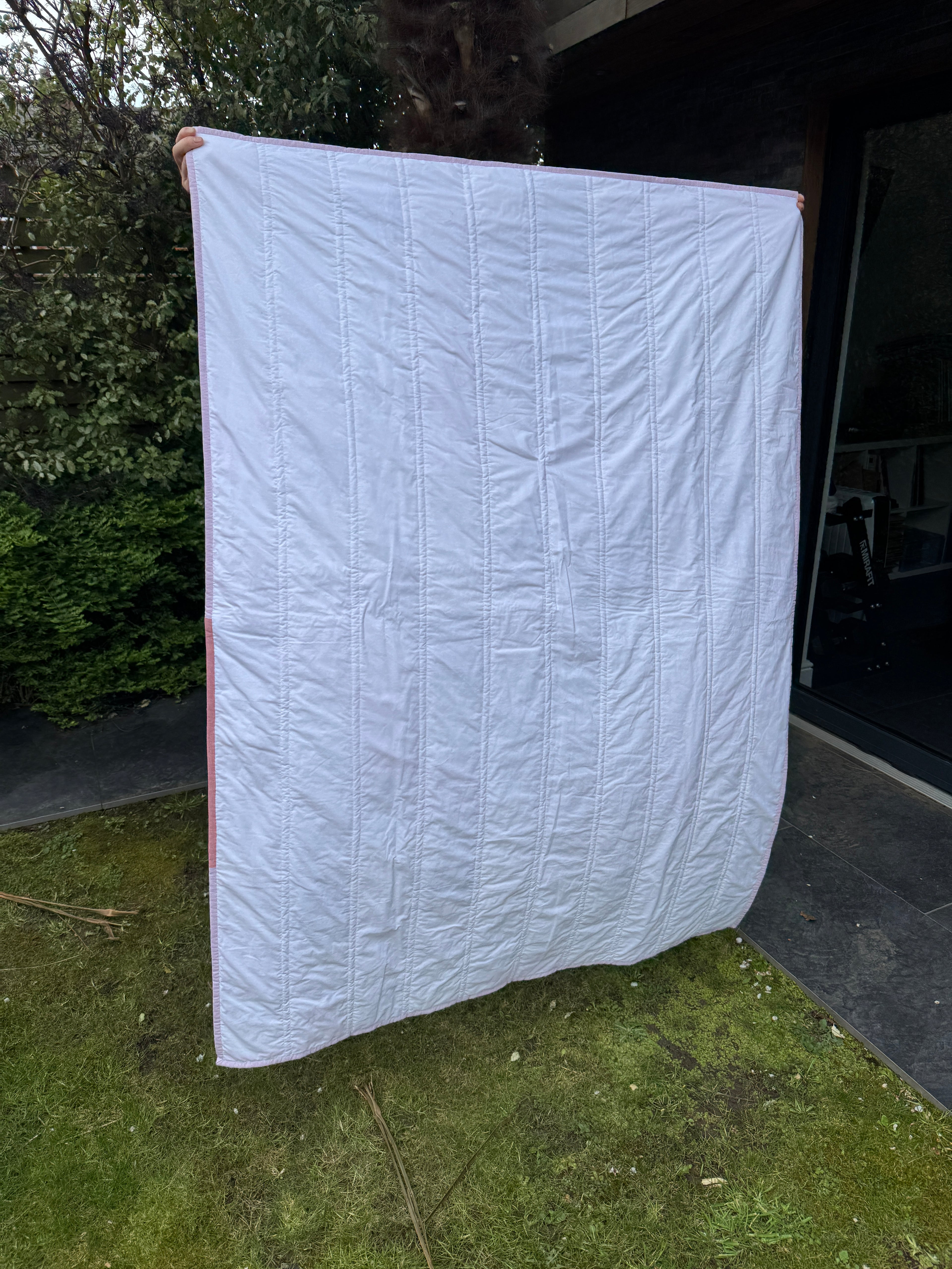 100% Cotton Lap Quilt - Pinks