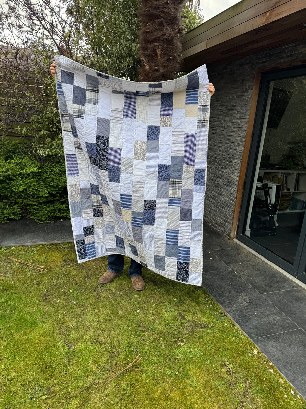 100% Cotton Lap Quilt - Navy & Tan