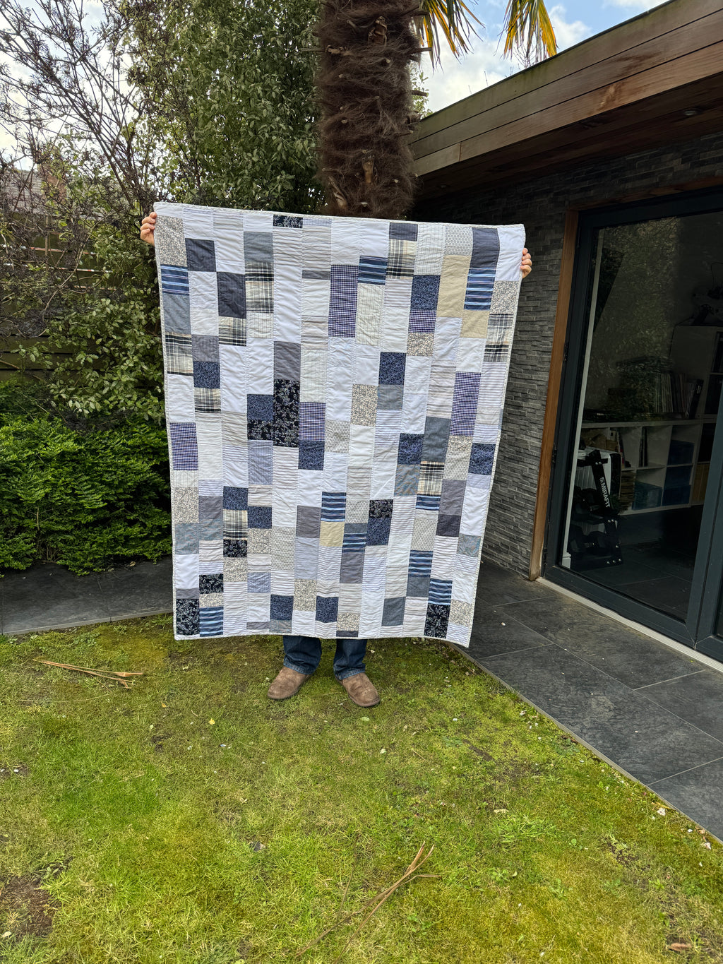 100% Cotton Lap Quilt - Navy & Tan