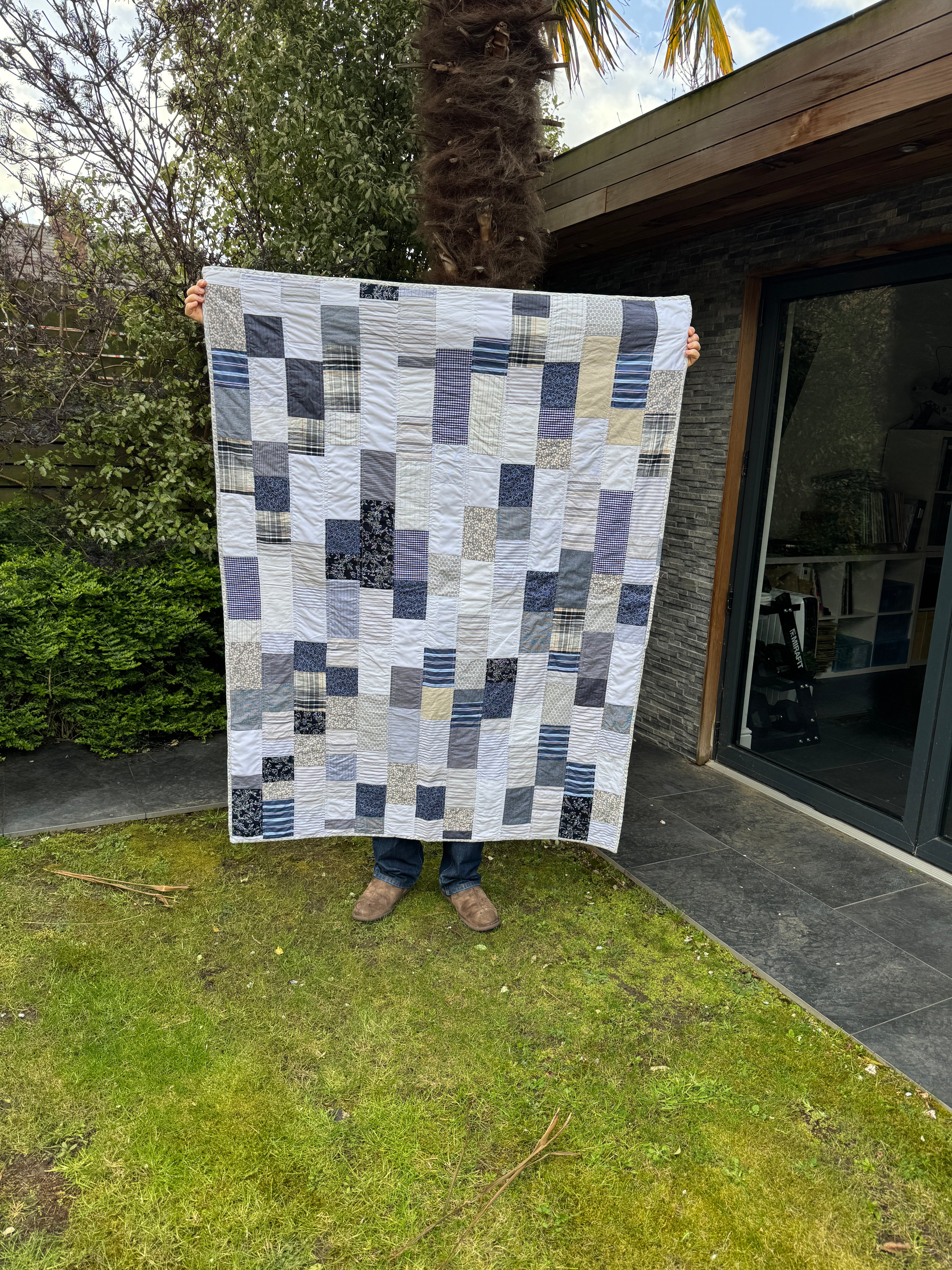 100% Cotton Lap Quilt - Navy & Tan