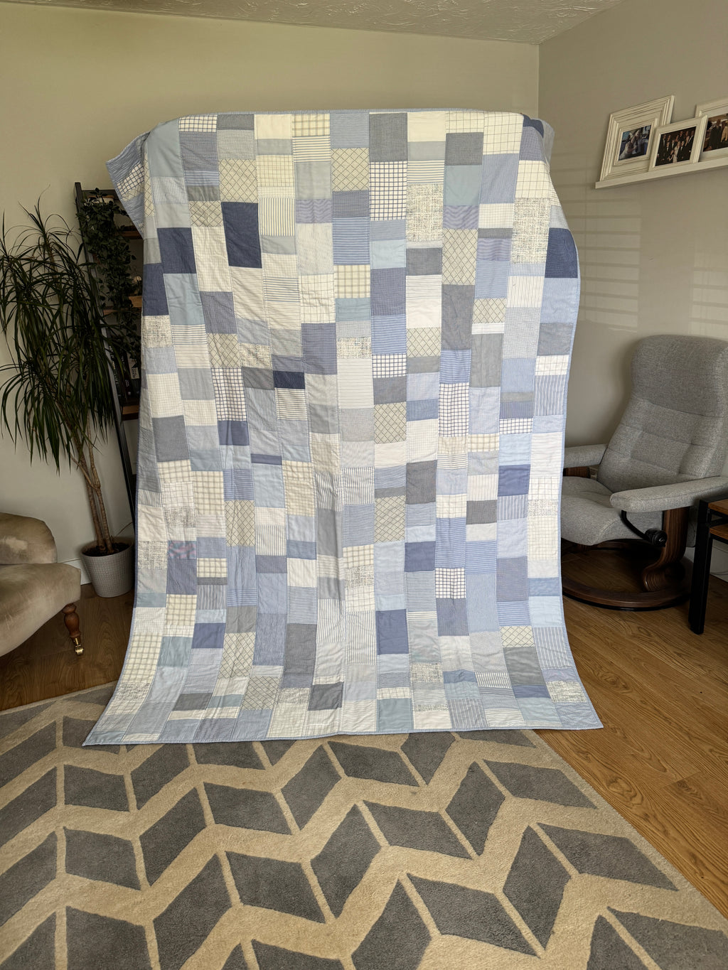 100% Cotton Large Single (Twin Bed) Quilt - Blues