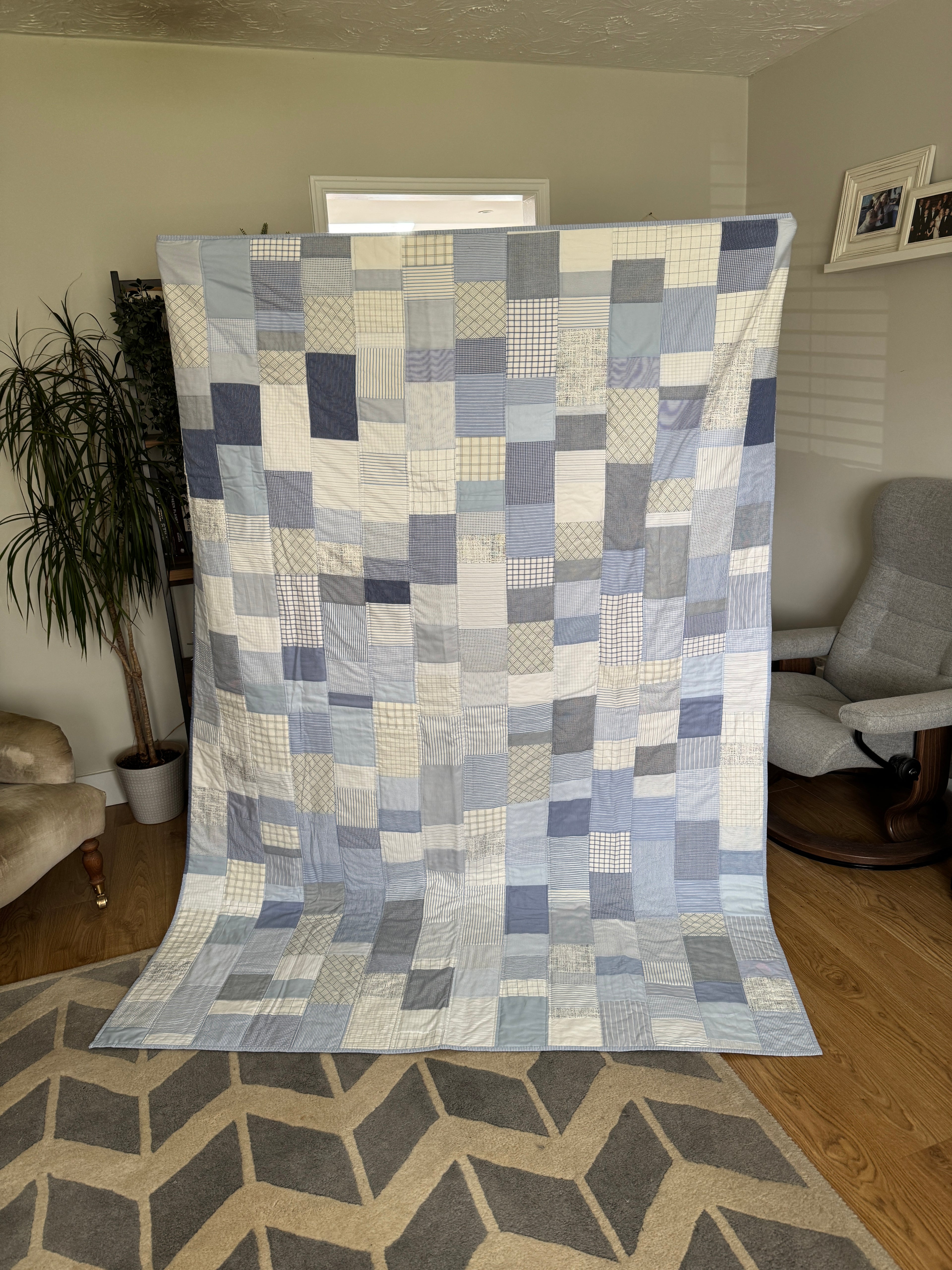 100% Cotton Large Single (Twin Bed) Quilt - Blues