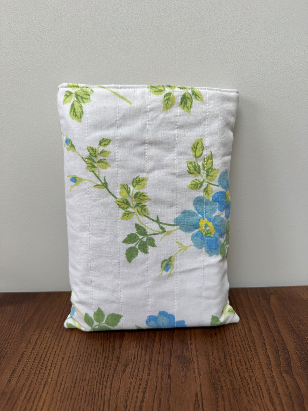 Book Sleeve - Vintage Blue Floral
