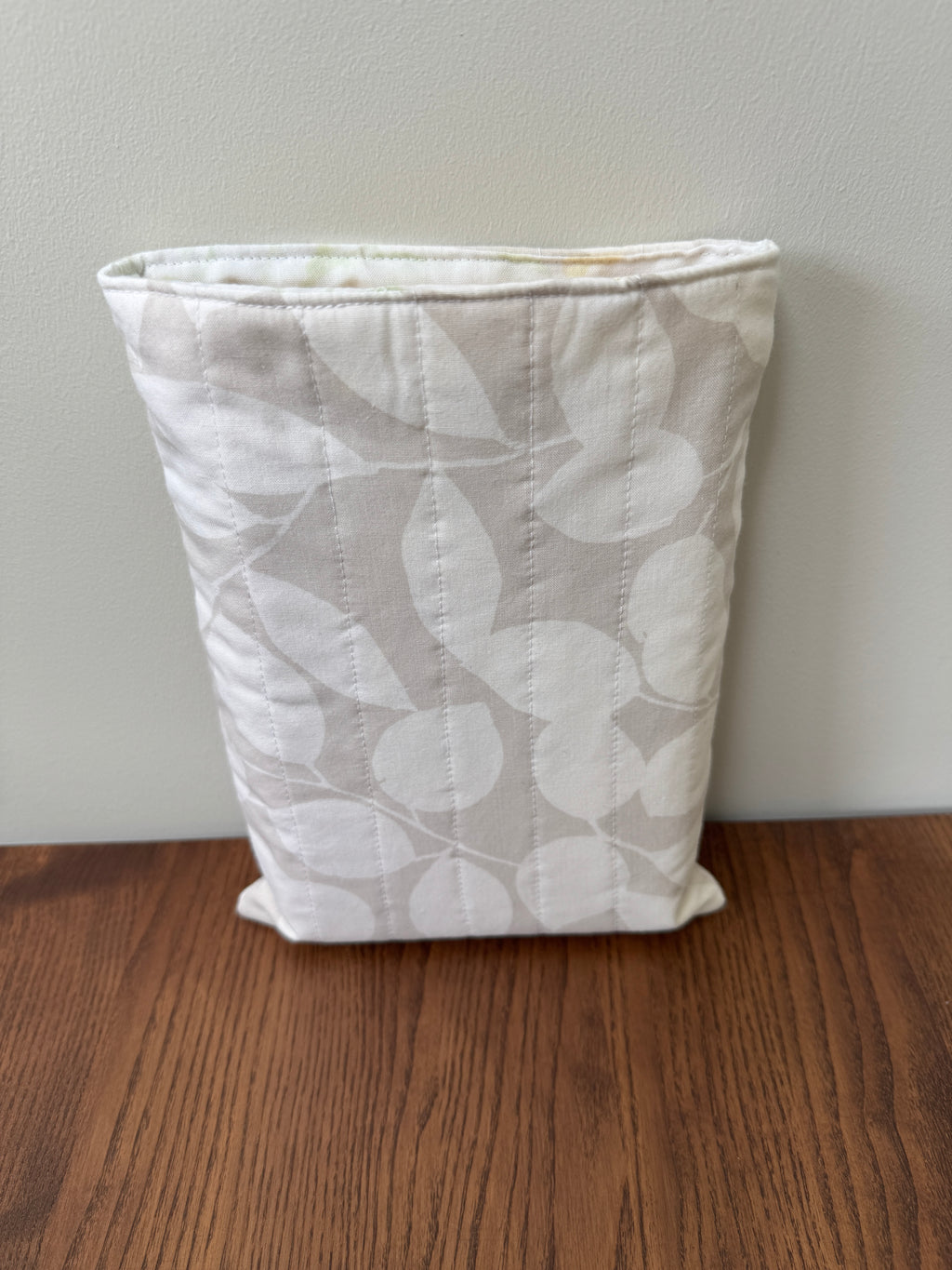 Book Sleeve - Grey Leaf