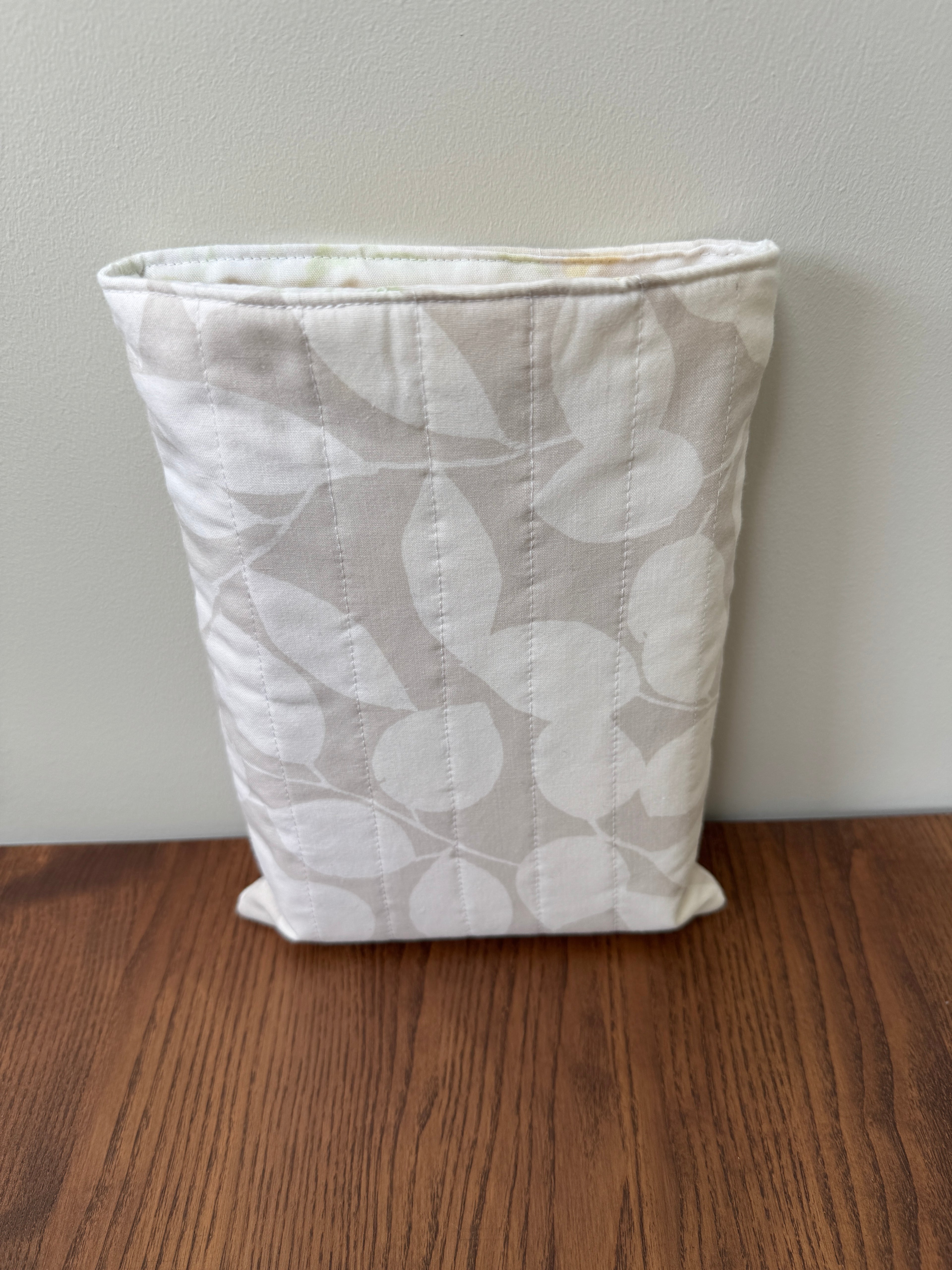 Book Sleeve - Grey Leaf