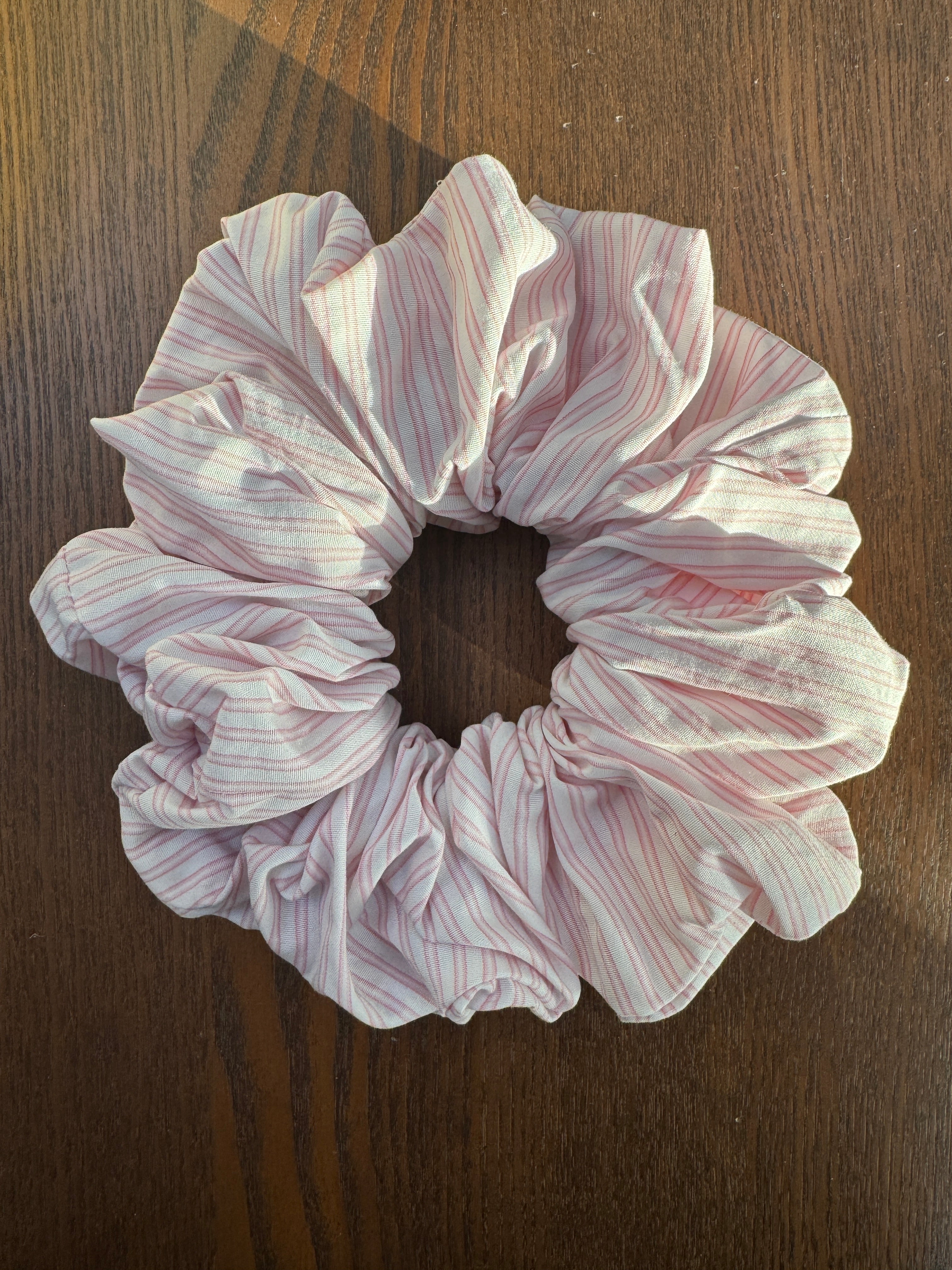XL Scrunchie - Pink & White Stripe