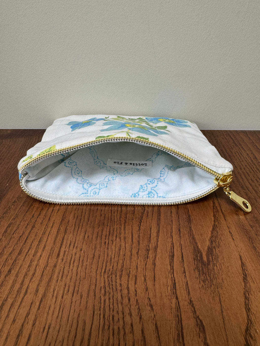 Small Zipper Pouch - Vintage Blue Floral