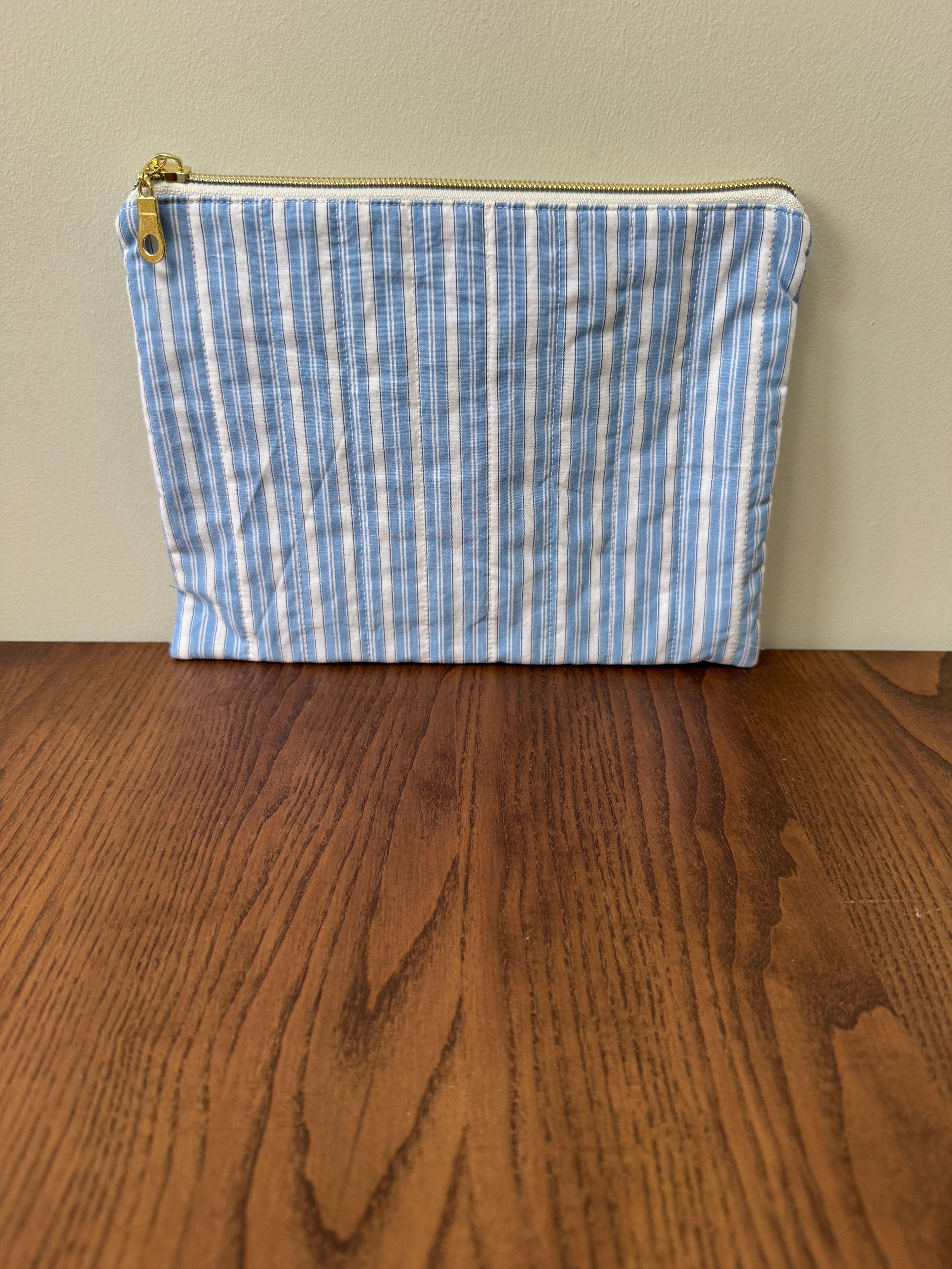 Medium Zipper Pouch - Pale Blue & White Stripes