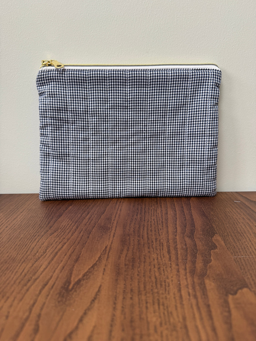 Medium Zipper Pouch - Black Gingham