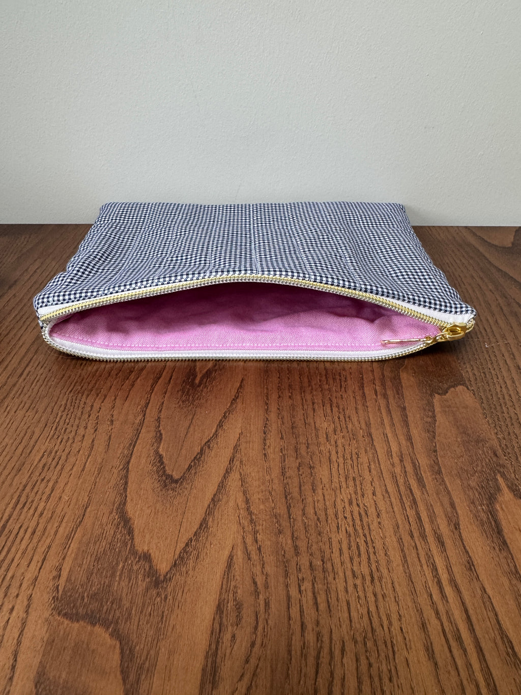Medium Zipper Pouch - Black Gingham