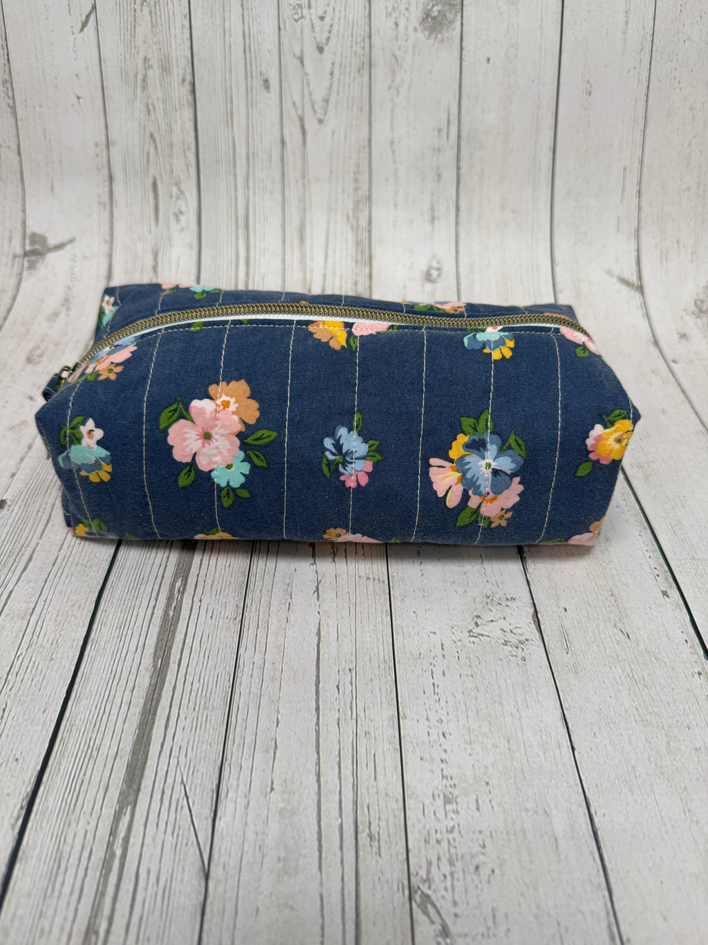 Boxy Zipper Pouch - Navy Cath