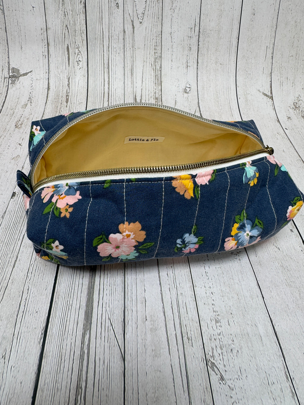 Boxy Zipper Pouch - Navy Cath