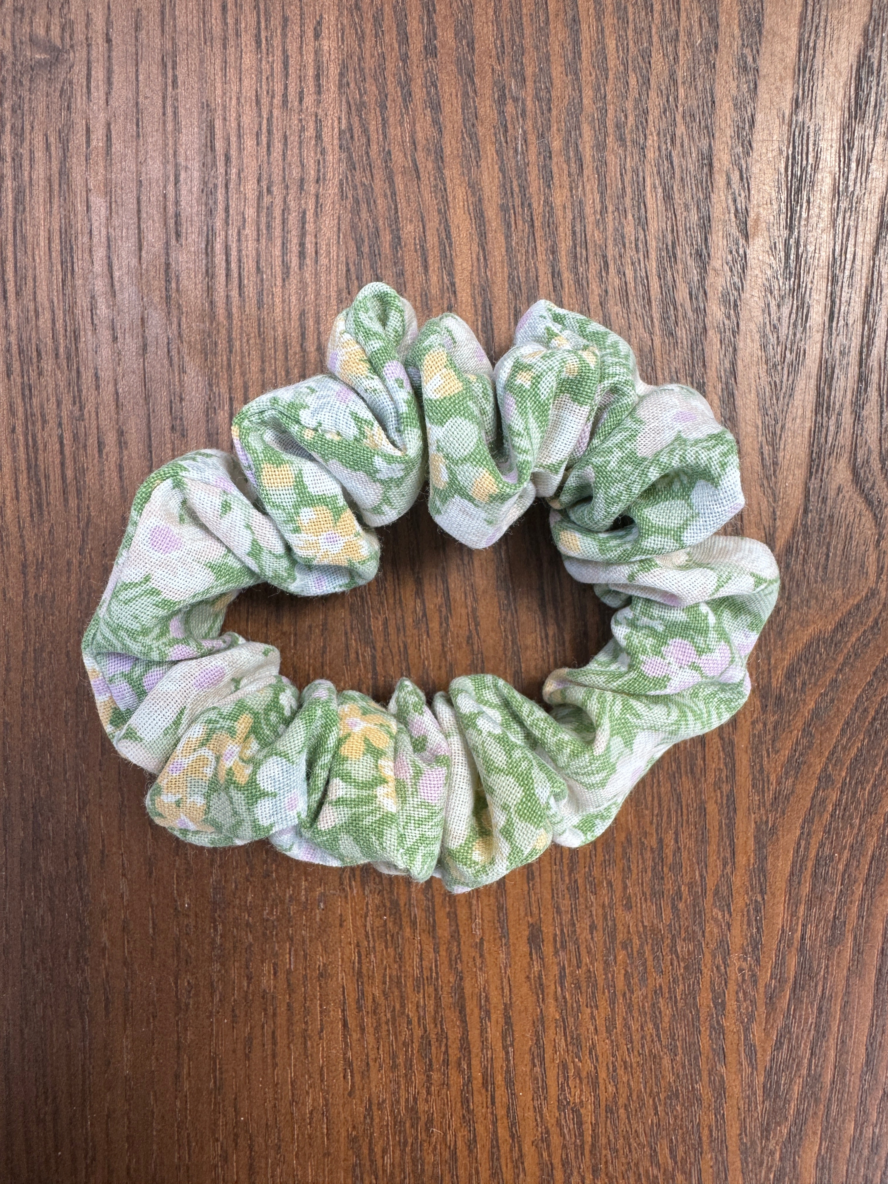 Skinny Scrunchie - Vintage Spring Meadow
