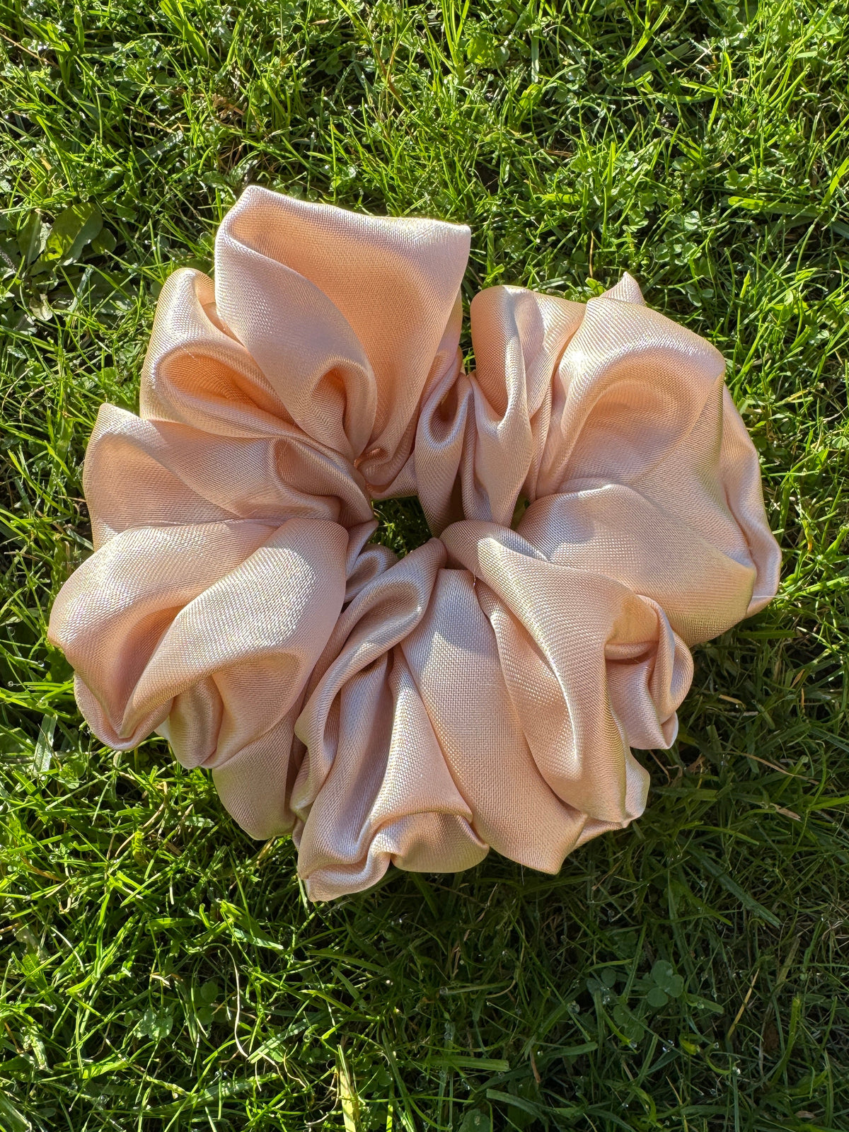 XL Satin Scrunchie - Champagne