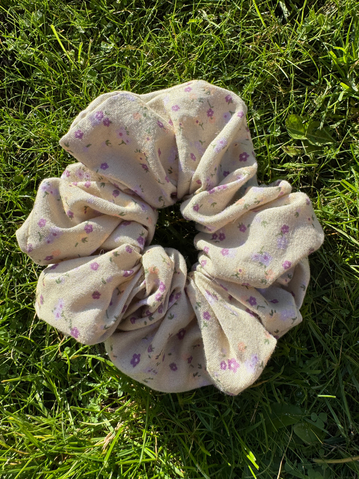 XL Scrunchie - Sage Violet