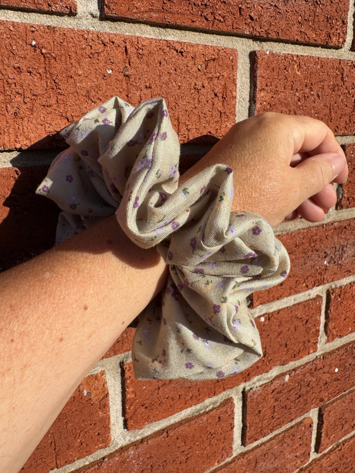 XL Scrunchie - Sage Violet