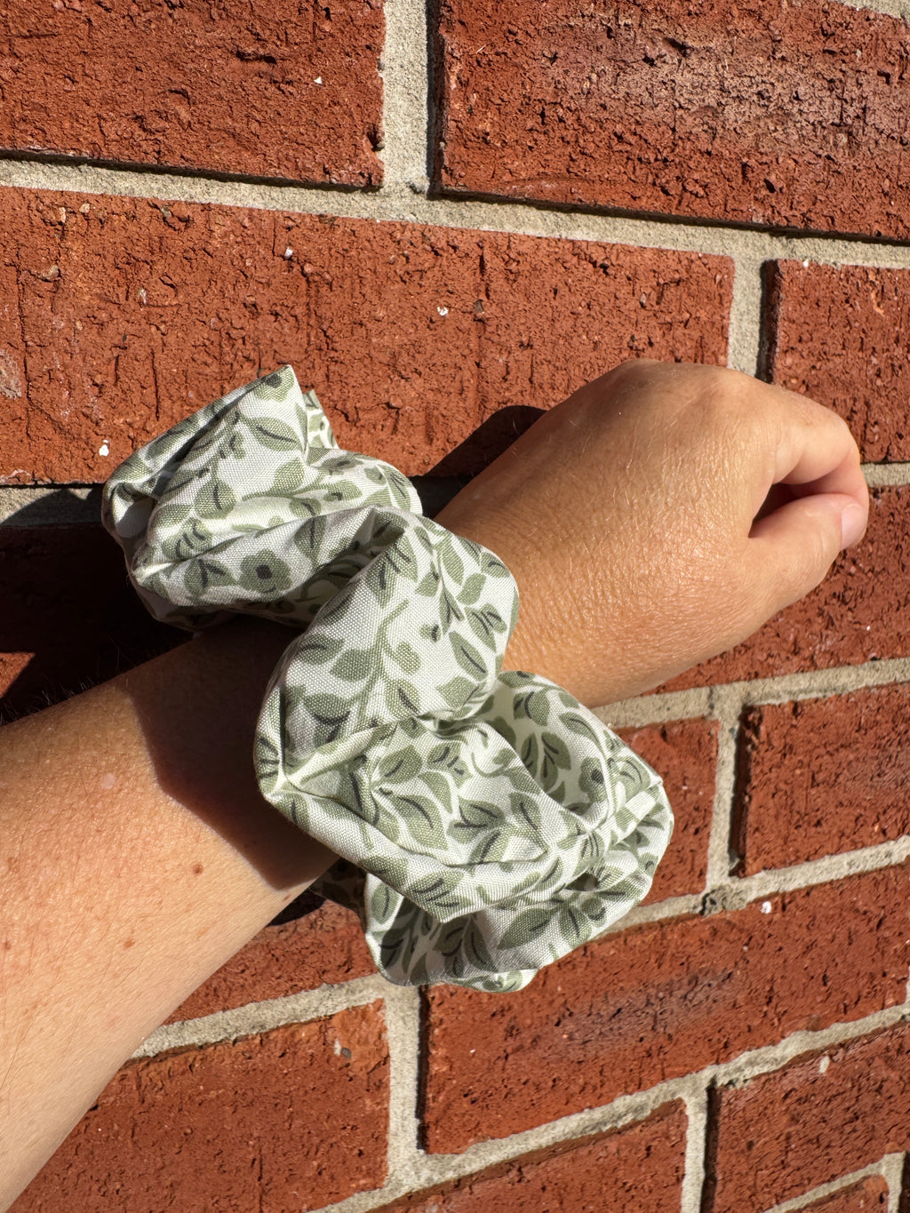 XL Scrunchie - Green Flora